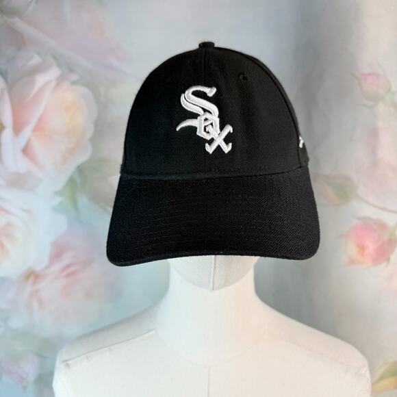 New Era Chicago White Sox 9Forty B & W Baseball Cap Genuine Merchandise - Picture 2 of 5